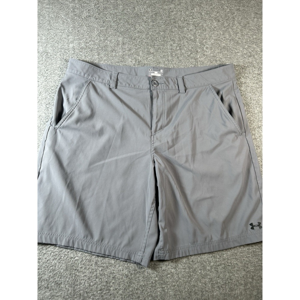 Under Armour Mens Chino Shorts Light Gray Loose Heat Gear Size 38 Polyester